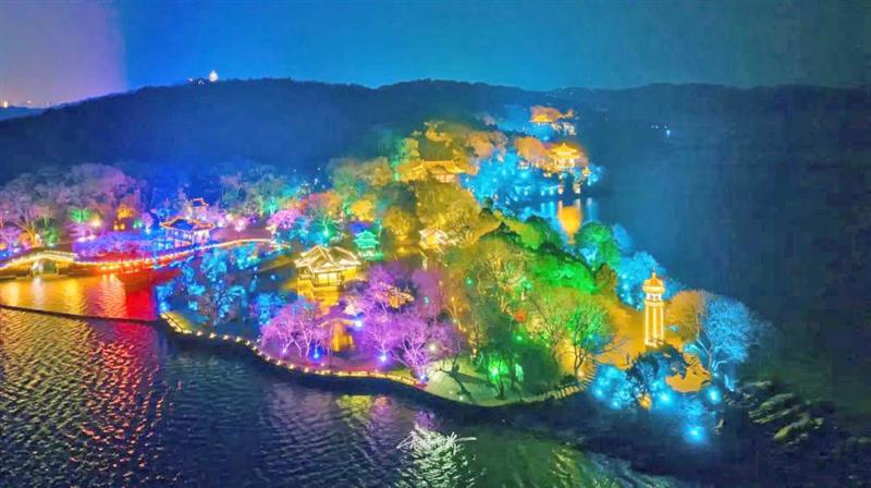 夜公園趕早來了！ 掘金“月光經(jīng)濟(jì)”需要打造更多業(yè)態(tài)